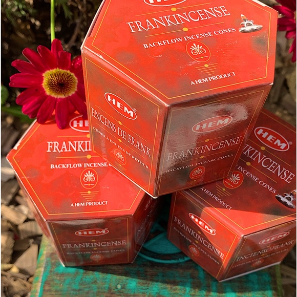 Frankincense Backflow Cones - 120 Backflow Incense Cones - Picture 2 of 3